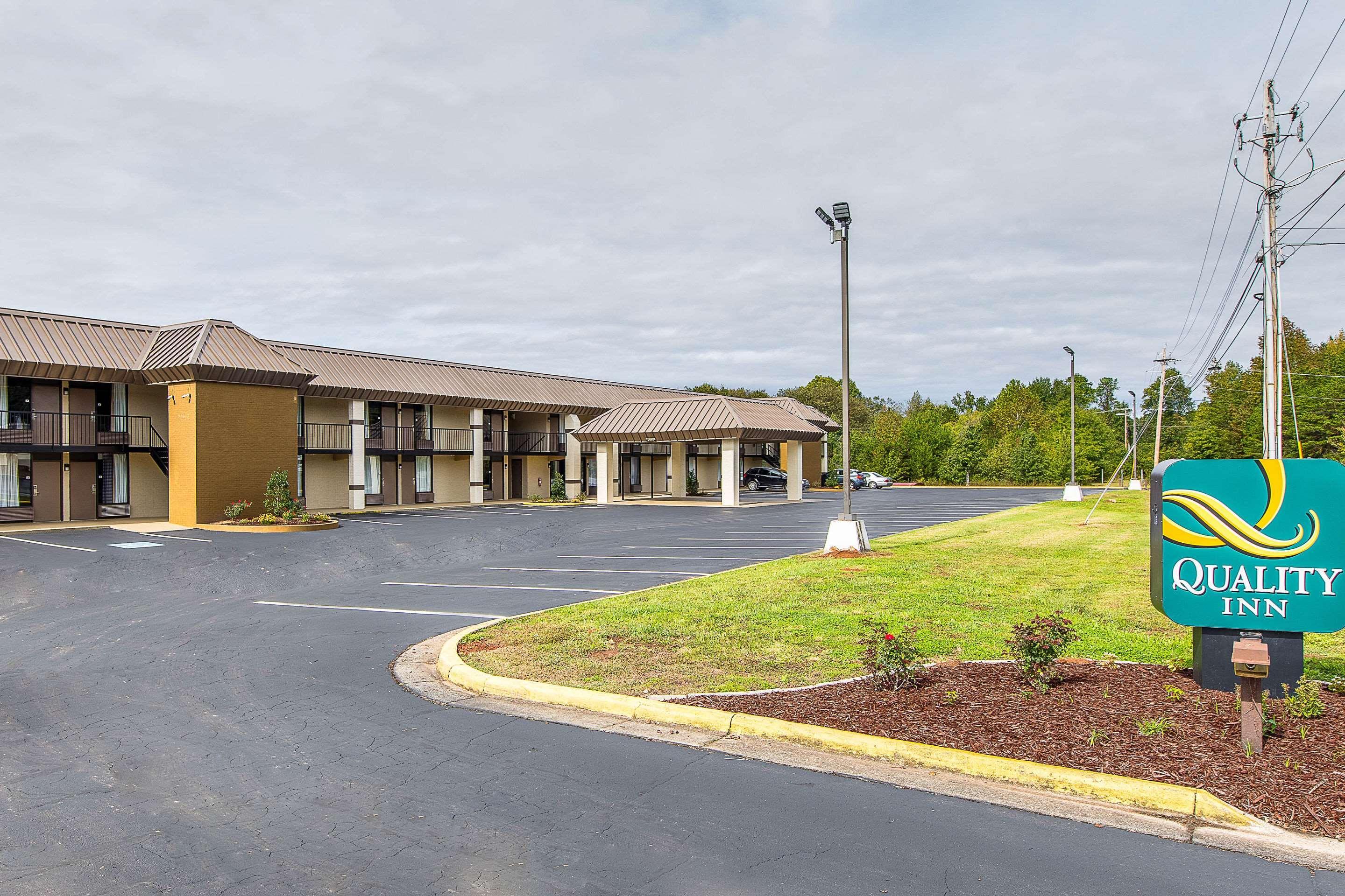 Quality Inn Forest City Exterior photo